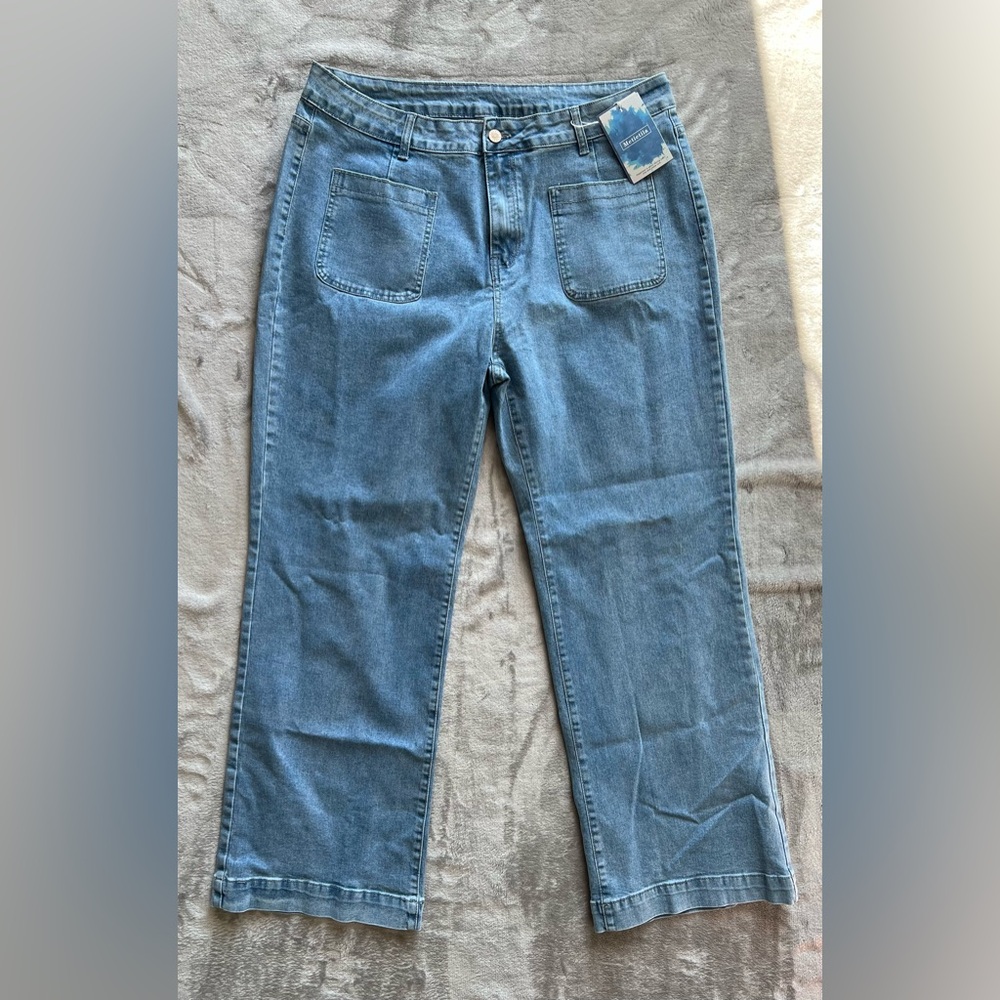 Women’s Plus Size 16 High Rise Wide Leg Blue Jeans